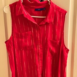 Sleeveless button down blouse